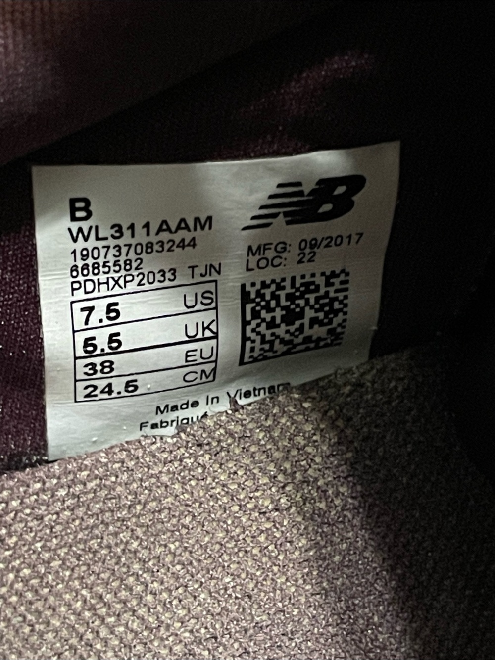 New Balance 311 Burgundy Rose Gold Size 7.5 - Picture 9 of 9
